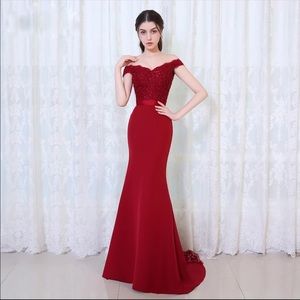 Off The Shoulders Elegant Red Long Dress